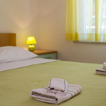 Apartments In Villa Top โตรกีร์ ห้อง รูปภาพ
