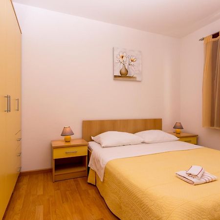 Apartments In Villa Top โตรกีร์ ห้อง รูปภาพ