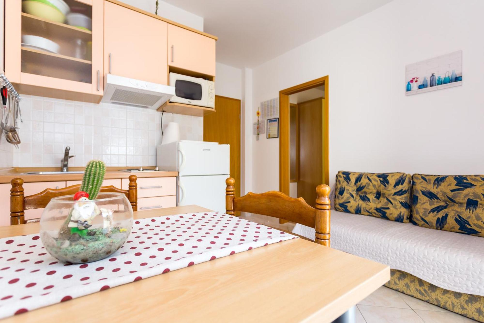 Apartments In Villa Top โตรกีร์ ห้อง รูปภาพ