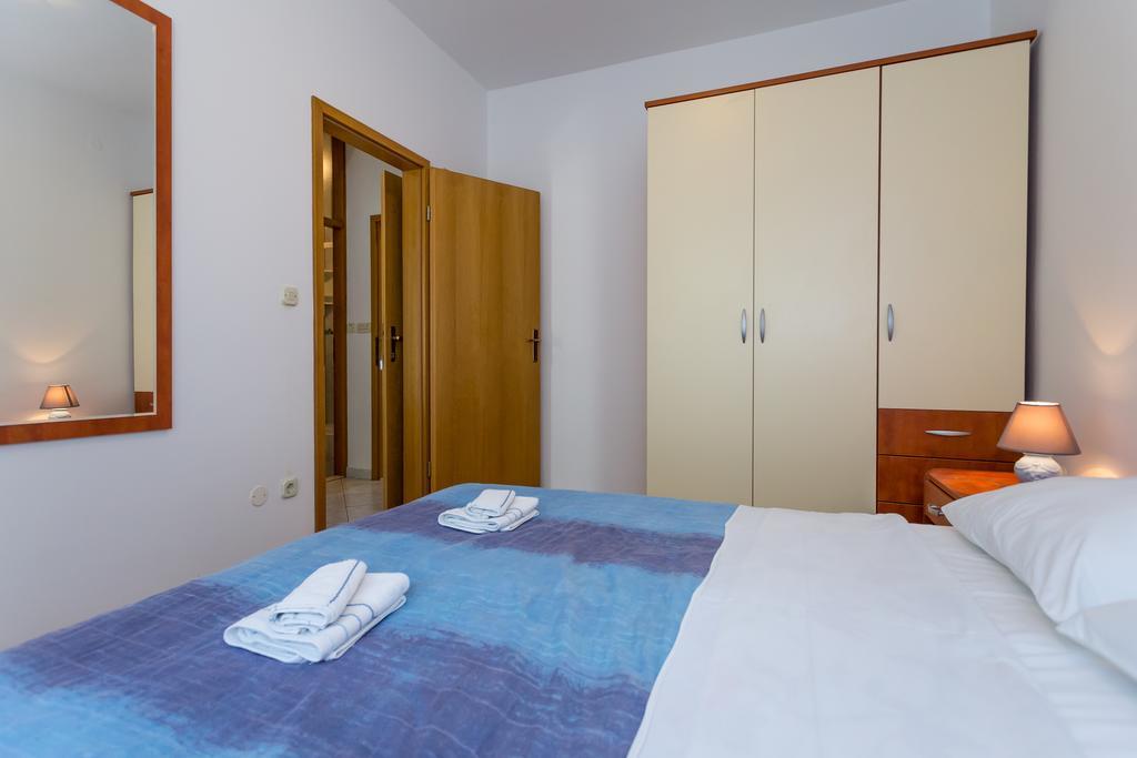Apartments In Villa Top โตรกีร์ ภายนอก รูปภาพ