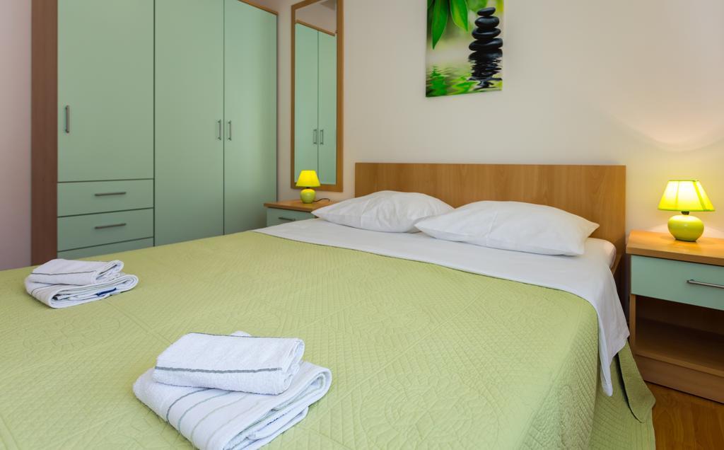 Apartments In Villa Top โตรกีร์ ภายนอก รูปภาพ